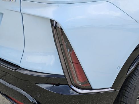 New 2025 Cadillac Lyriq Sport w/ LPO, Floor Liner Package RWD image 10