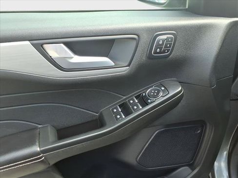 Used 2024 Ford Escape Platinum AWD/4WD image 15
