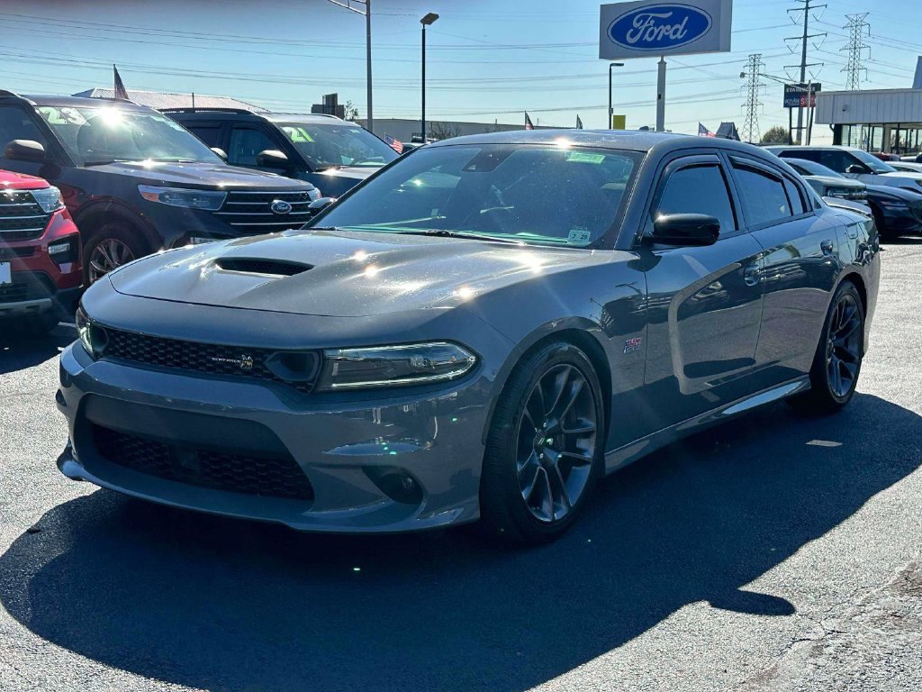 Used 2023 Dodge Charger Scat Pack w/ Plus Group RWD image 2