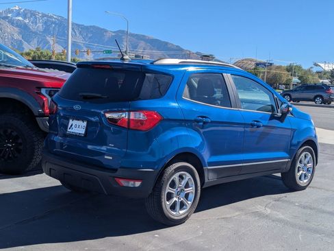 Used 2018 Ford EcoSport SE w/ SE Convenience Package image 4