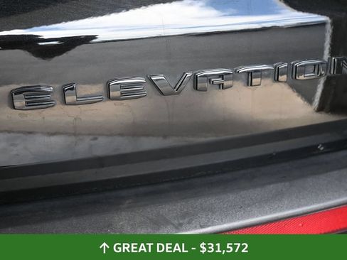Used 2025 GMC Acadia Elevation FWD image 25