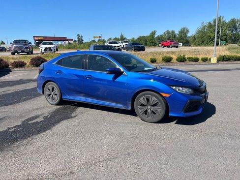 Used 2018 Honda Civic EX image 2
