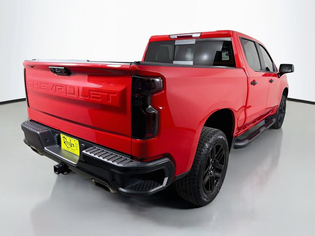 Used 2024 Chevrolet Silverado 1500 LT Trail Boss w/ Convenience Package II AWD/4WD image 6