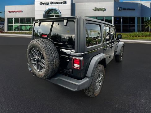 Used 2024 Jeep Wrangler Unlimited Sport w/ Convenience Group image 6