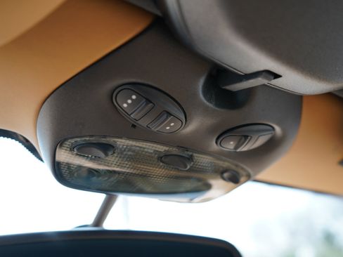 Used 2005 Porsche 911 Carrera image 40