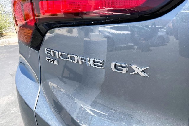 Used 2025 Buick Encore GX Preferred AWD/4WD image 7