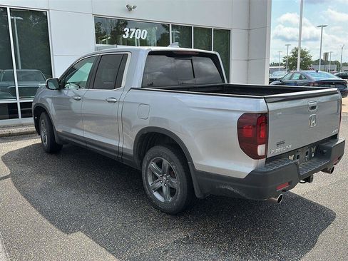 Certified 2021 Honda Ridgeline RTL image 8