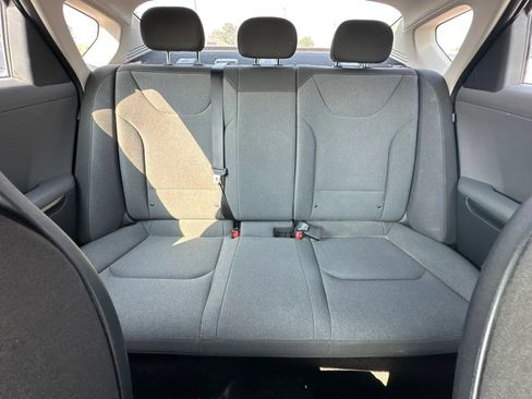 Used 2025 Kia K4 FWD image 16