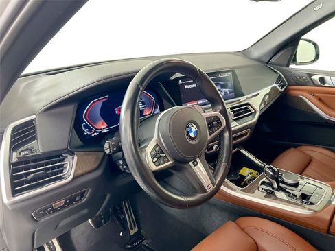 Used 2021 BMW X5 xDrive40i w/ M Sport Package image 10