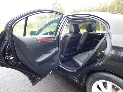 Used 2003 Lexus ES 330 FWD image 12