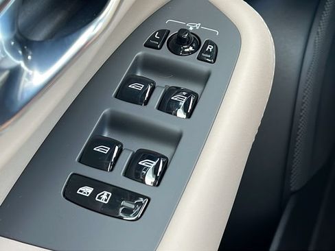 New 2026 Volvo XC90 B6 Plus w/ Protection Package AWD/4WD image 23