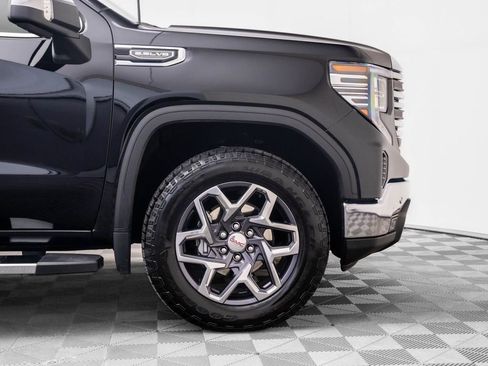 Used 2024 GMC Sierra 1500 SLT w/ SLT Premium Plus Package image 35