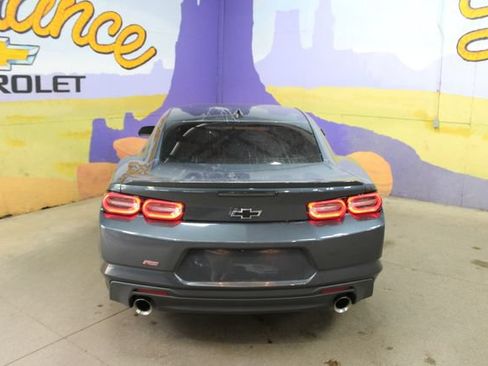 Used 2019 Chevrolet Camaro LT w/ RS Package RWD image 7