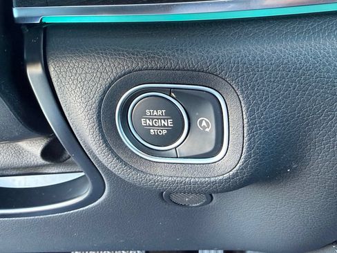 Used 2020 Mercedes-Benz GLE 350 4MATIC image 35