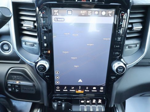 Used 2023 RAM 2500 Laramie w/ Night Edition image 22