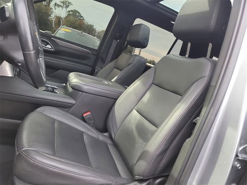 Used 2023 Chevrolet Tahoe LT w/ Luxury Package image 19