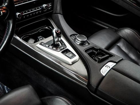 Used 2017 BMW M6 Coupe image 16