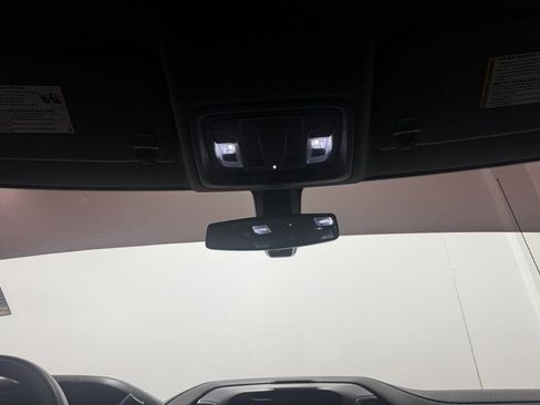 Used 2021 Chevrolet Silverado 1500 Custom image 29