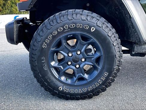 Used 2023 Jeep Wrangler Unlimited w/ Cold Weather Group image 7