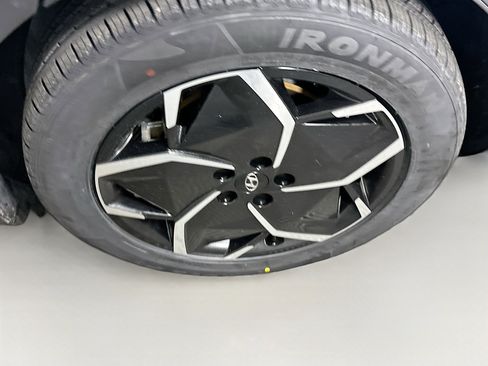 Used 2024 Hyundai Ioniq 5 SEL RWD image 11