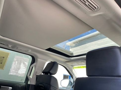 Used 2025 Ford Expedition Platinum AWD/4WD image 39