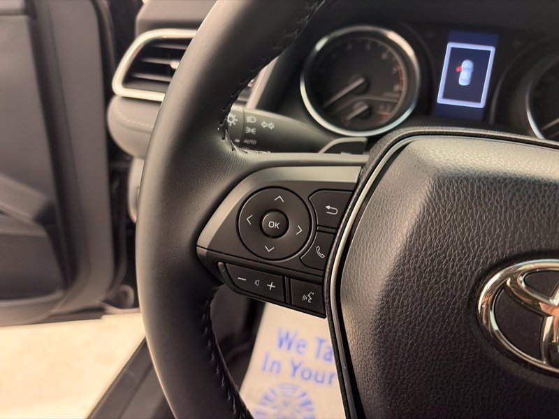 Used 2018 Toyota Camry SE w/ Moonroof Package FWD image 24