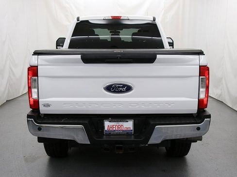 Used 2019 Ford F250 XLT w/ XLT Value Package image 8