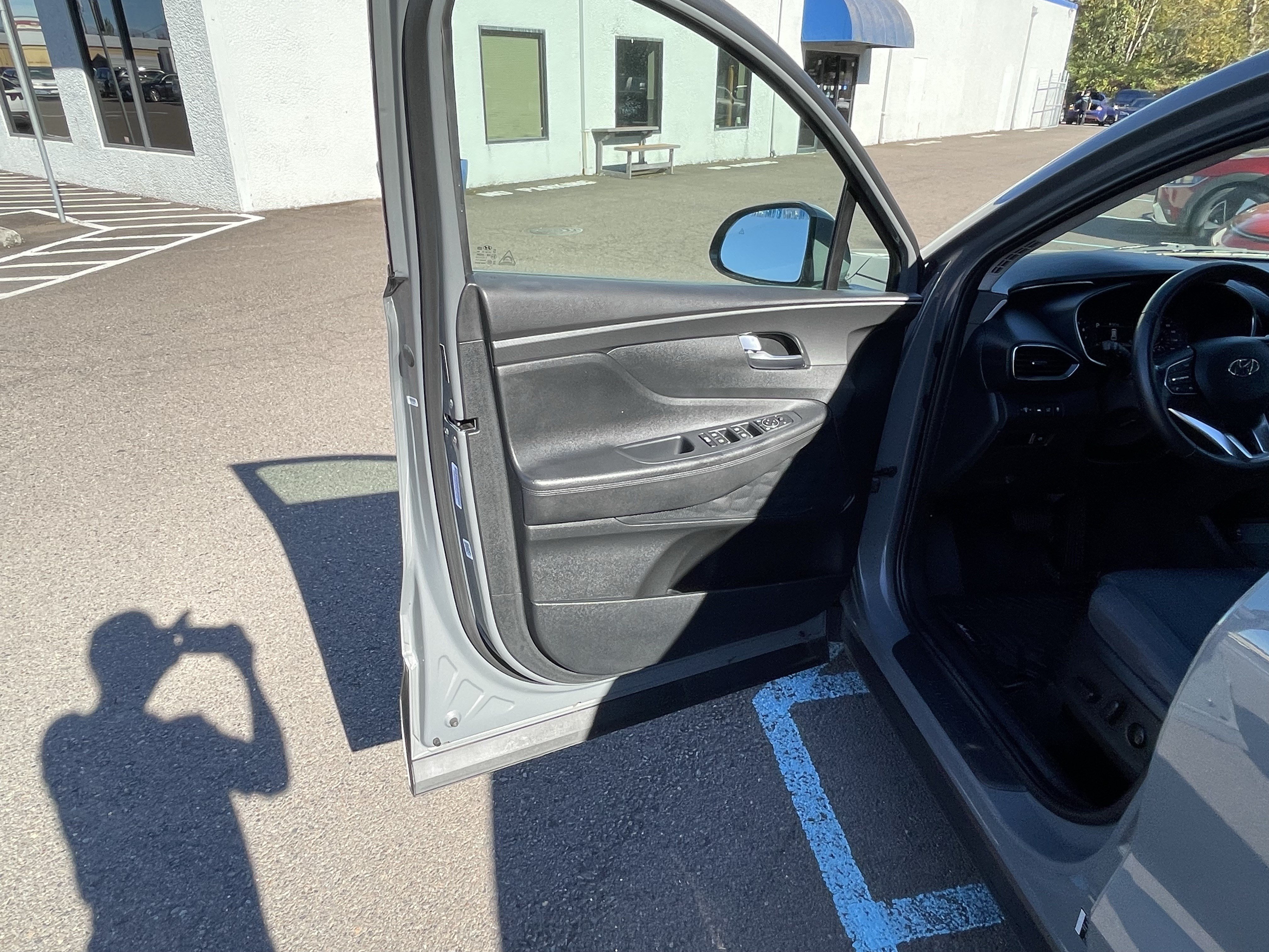 Used 2023 Hyundai Santa Fe SEL AWD/4WD image 16