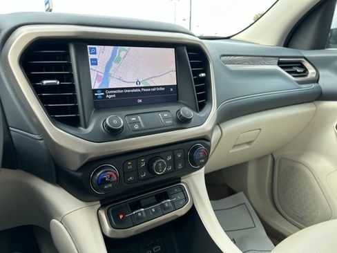 Used 2021 GMC Acadia Denali w/ Denali Ultimate Package AWD/4WD image 42