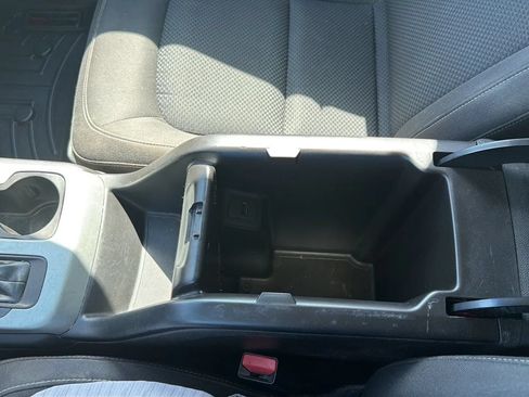Used 2015 Chevrolet Colorado LT w/ LT Convenience Package RWD image 30