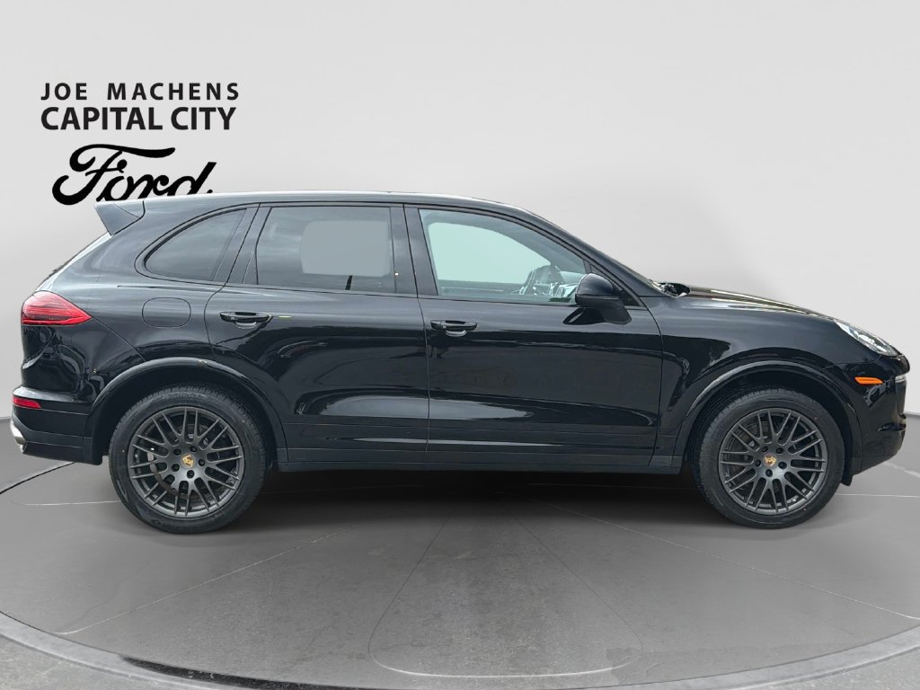 Used 2018 Porsche Cayenne Platinum Edition AWD/4WD image 3