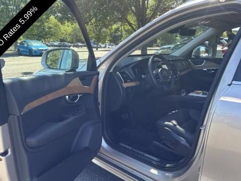 Used 2025 Volvo XC90 B6 Plus AWD/4WD image 3