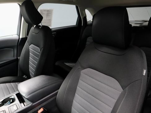 Certified 2023 Ford Edge SE image 26