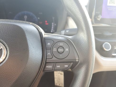 Used 2026 Toyota Corolla Cross L AWD/4WD image 23