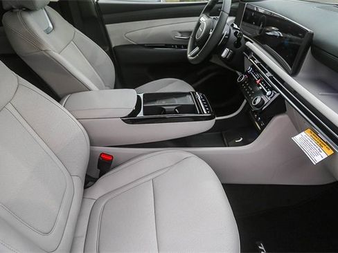 New 2026 Hyundai Tucson Limited image 19
