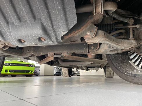 Used 2005 GMC Sierra 1500 SLE image 15