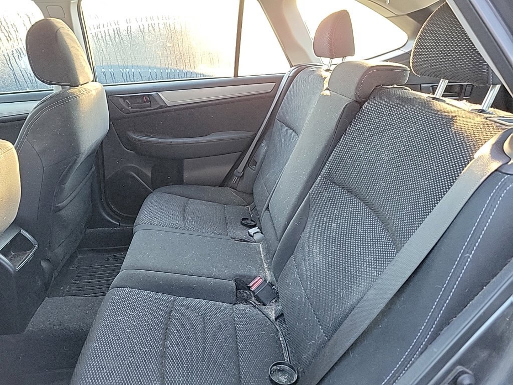 Used 2019 Subaru Outback 2.5i AWD/4WD image 12