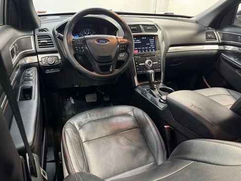 Used 2017 Ford Explorer Sport w/ Equipment Group 401A image 7