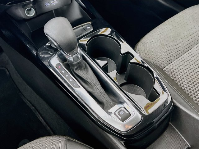 Used 2025 Chevrolet Trax LT FWD image 21