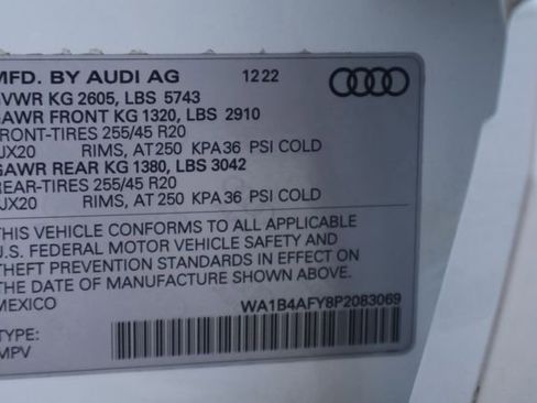 Used 2023 Audi SQ5 Premium Plus w/ Premium Plus Package AWD/4WD image 31
