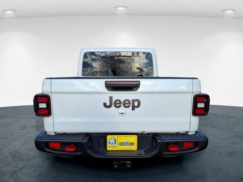 New 2026 Jeep Gladiator Rubicon w/ Steel Power Dome Hood Package AWD/4WD image 8