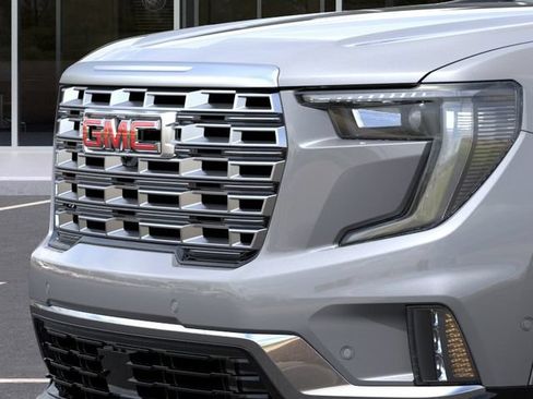 New 2026 GMC Acadia Denali w/ Super Cruise Package FWD image 13