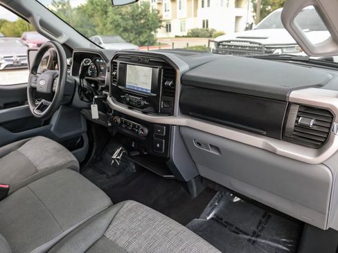 Used 2023 Ford F150 XLT image 10