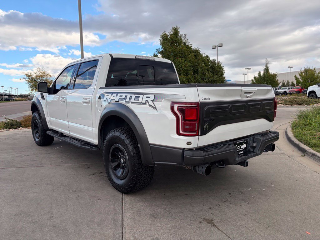 Used 2018 Ford F150 Raptor w/ Equipment Group 802A Luxury AWD/4WD image 3