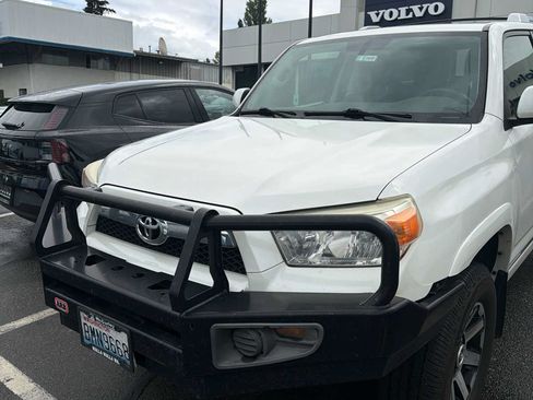 Used 2012 Toyota 4Runner SR5 w/ Convenience Pkg AWD/4WD image 1