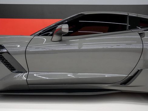 Used 2016 Chevrolet Corvette Z06 w/ 2LZ Preferred Equipment Group RWD image 27