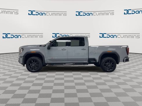 Used 2024 GMC Sierra 2500 AT4 w/ AT4 Premium Plus Package AWD/4WD image 5