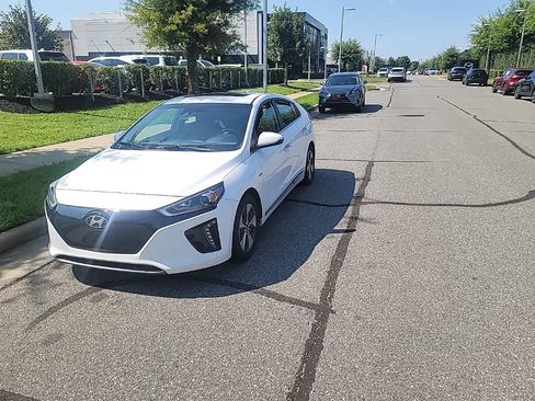 Used 2019 Hyundai Ioniq Limited FWD image 20