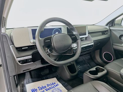 Used 2023 Hyundai Ioniq 5 Limited image 9