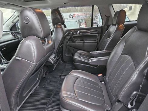 Used 2017 Buick Enclave Premium image 22